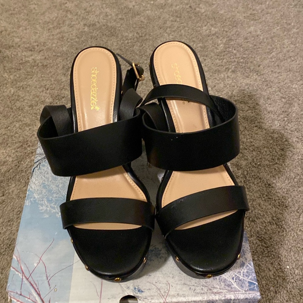 Black golf studded platform sandals